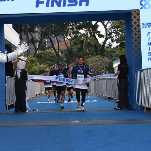 Race photo from KEMLU RUN 2026