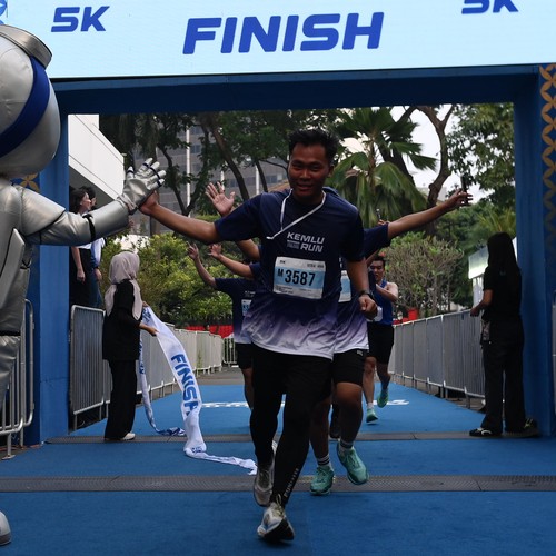 Race photo from KEMLU RUN 2026
