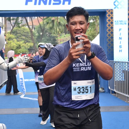 Race photo from KEMLU RUN 2026