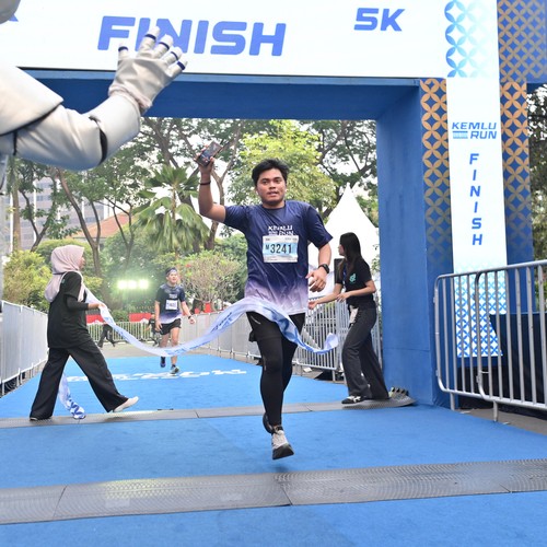 Race photo from KEMLU RUN 2026