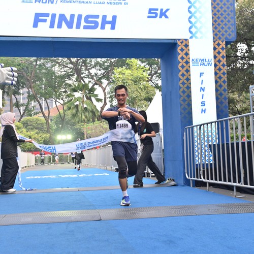Race photo from KEMLU RUN 2026