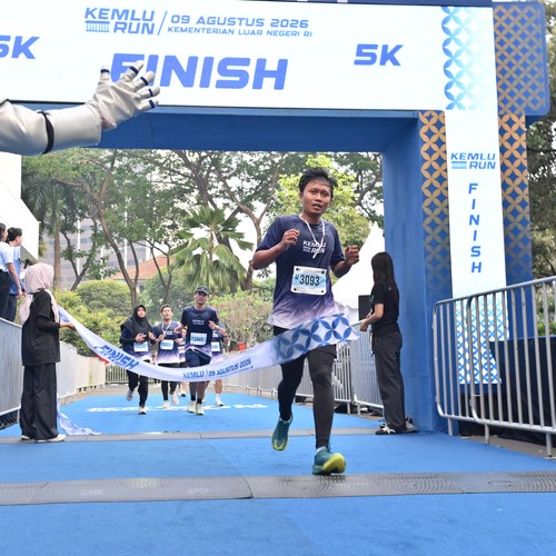 Race photo from KEMLU RUN 2026
