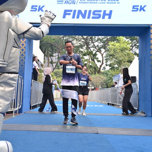 Race photo from KEMLU RUN 2026