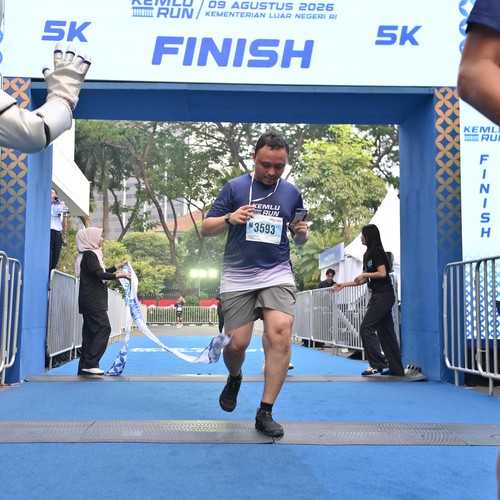 Race photo from KEMLU RUN 2026