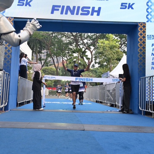 Race photo from KEMLU RUN 2026