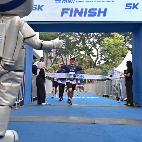Race photo from KEMLU RUN 2026