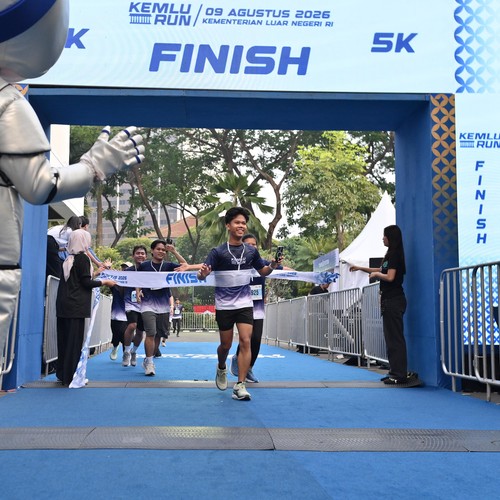 Race photo from KEMLU RUN 2026