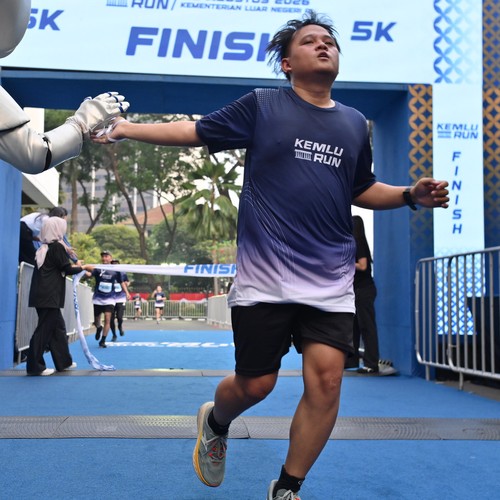 Race photo from KEMLU RUN 2026