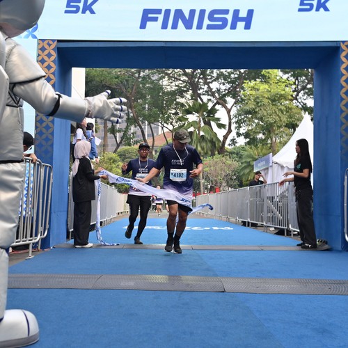 Race photo from KEMLU RUN 2026