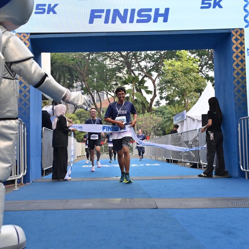 Race photo from KEMLU RUN 2026