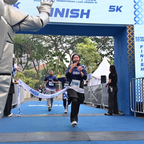 Race photo from KEMLU RUN 2026