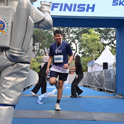 Race photo from KEMLU RUN 2026