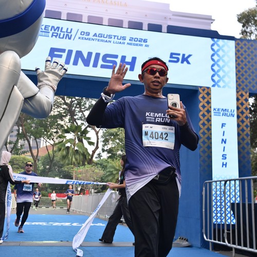 Race photo from KEMLU RUN 2026