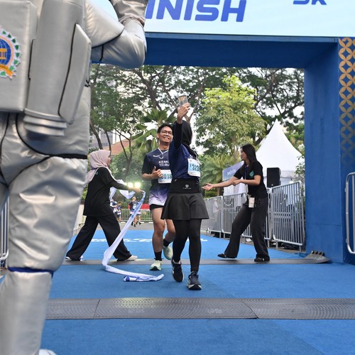 Race photo from KEMLU RUN 2026