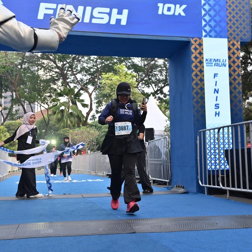 Race photo from KEMLU RUN 2026