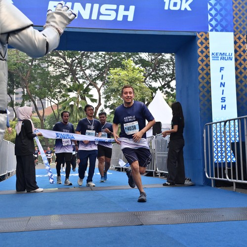 Race photo from KEMLU RUN 2026