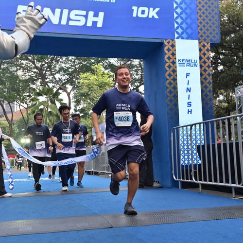 Race photo from KEMLU RUN 2026