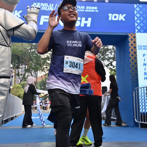 Race photo from KEMLU RUN 2026