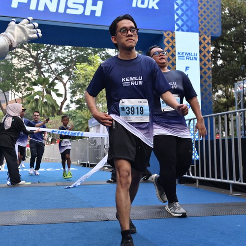 Race photo from KEMLU RUN 2026