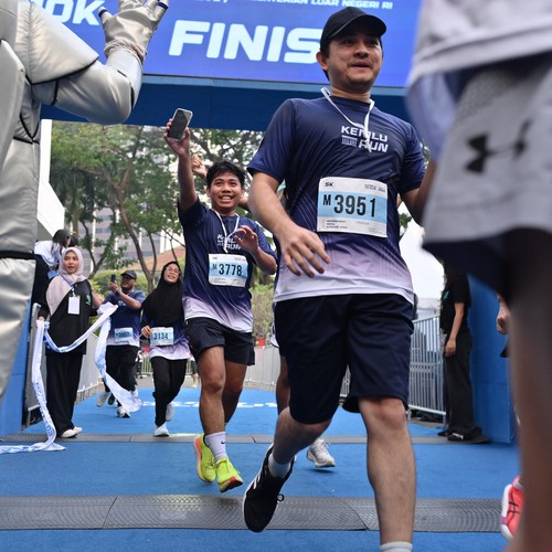 Race photo from KEMLU RUN 2026