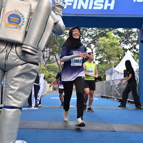 Race photo from KEMLU RUN 2026