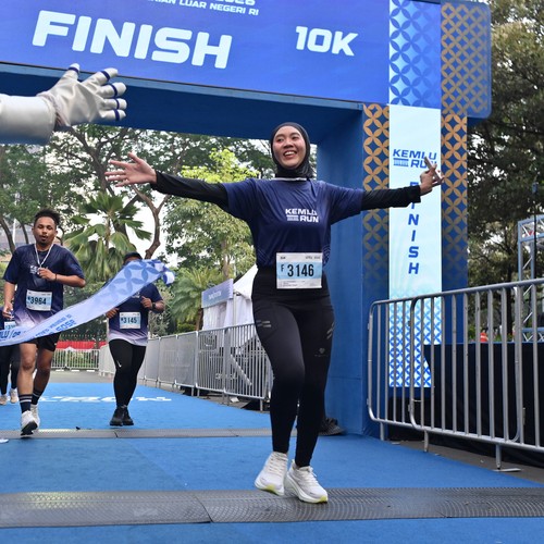 Race photo from KEMLU RUN 2026
