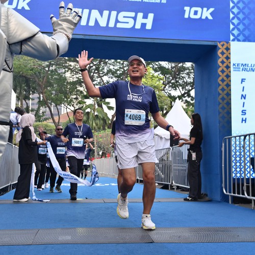 Race photo from KEMLU RUN 2026