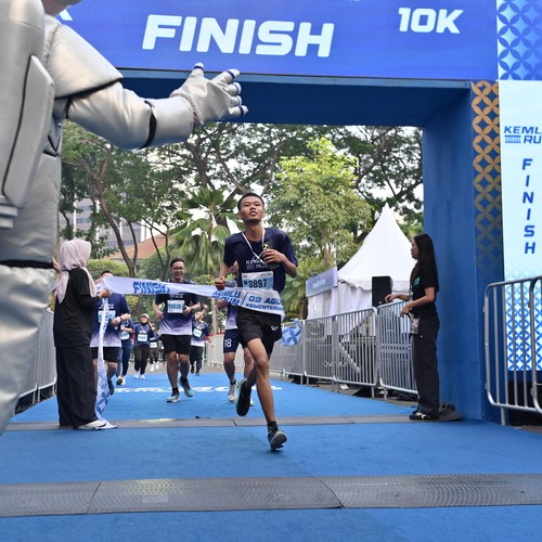 Race photo from KEMLU RUN 2026