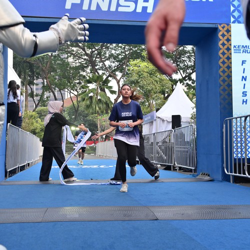 Race photo from KEMLU RUN 2026