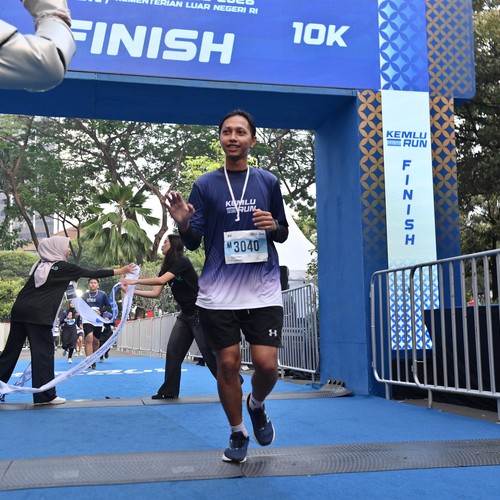 Race photo from KEMLU RUN 2026