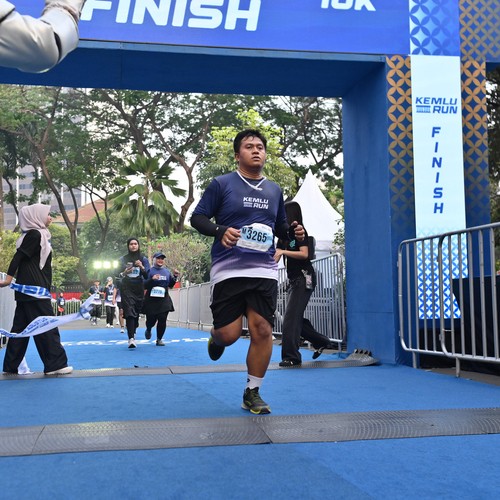Race photo from KEMLU RUN 2026