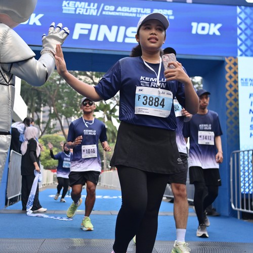 Race photo from KEMLU RUN 2026