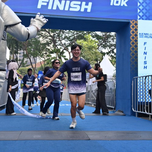 Race photo from KEMLU RUN 2026