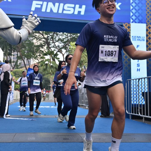 Race photo from KEMLU RUN 2026