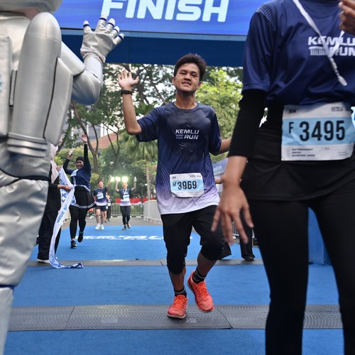 Race photo from KEMLU RUN 2026