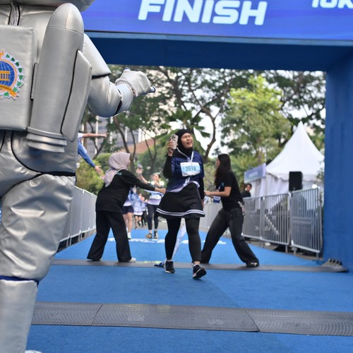 Race photo from KEMLU RUN 2026