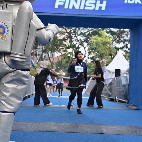 Race photo from KEMLU RUN 2026