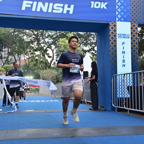 Race photo from KEMLU RUN 2026