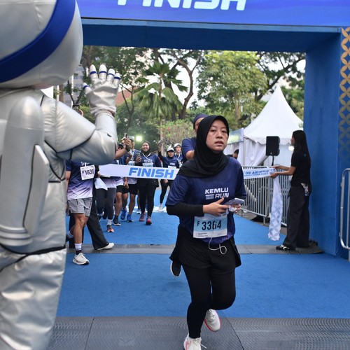 Race photo from KEMLU RUN 2026