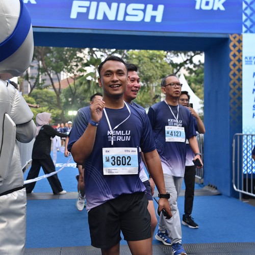 Race photo from KEMLU RUN 2026
