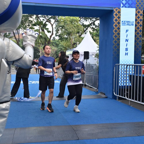 Race photo from KEMLU RUN 2026