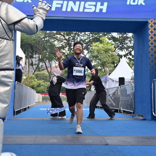 Race photo from KEMLU RUN 2026