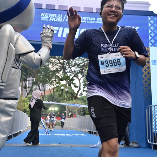 Race photo from KEMLU RUN 2026