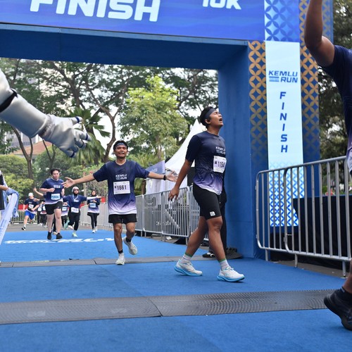Race photo from KEMLU RUN 2026