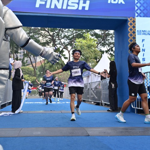 Race photo from KEMLU RUN 2026