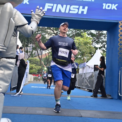 Race photo from KEMLU RUN 2026