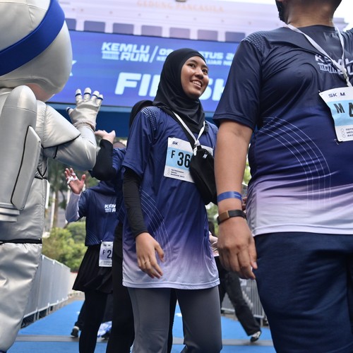 Race photo from KEMLU RUN 2026