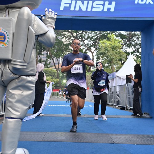 Race photo from KEMLU RUN 2026
