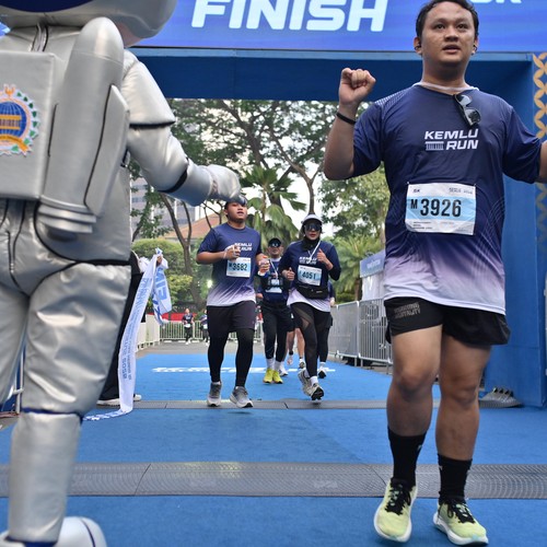 Race photo from KEMLU RUN 2026