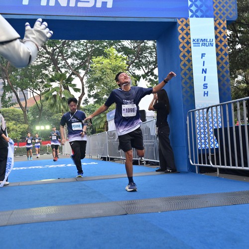 Race photo from KEMLU RUN 2026